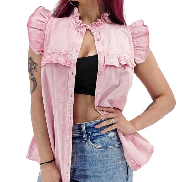 NWOT VICI Pink Ruffle Cap Sleeve Button Up Top Medium - Picture 2 of 10